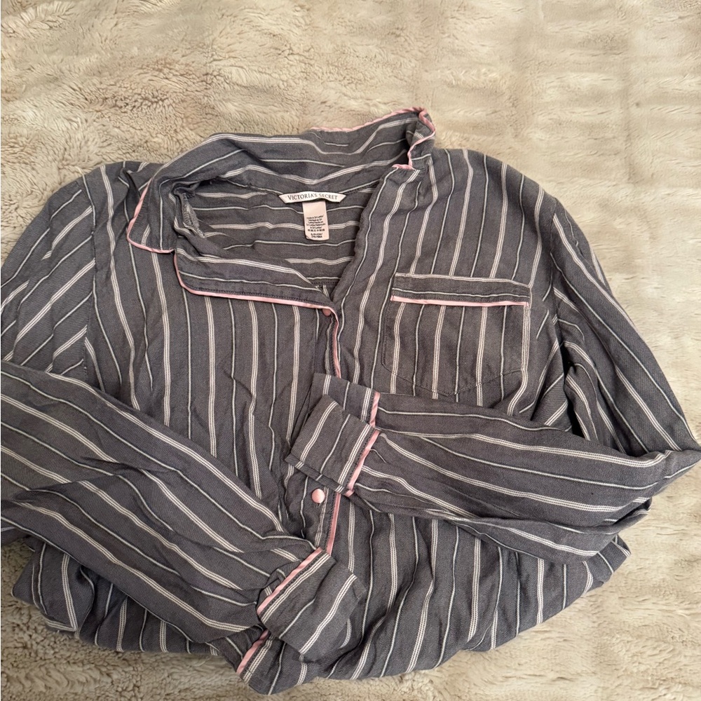 Pajama shirt